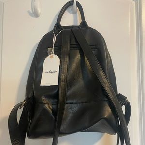 Urban Originals backpack with tag still on never used!